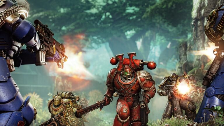 How to change class and loadout in Space Marine 2